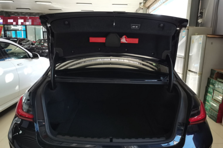 宝马3系 2023款 325Li M运动套装局部细节23