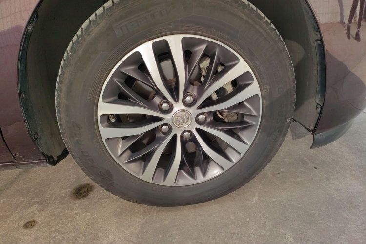 别克GL8 2017款 ES 28T 豪华型 国V车身外观10