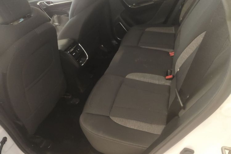 东风风神AX7 2019款 1.6T 自动AI先锋型 国V中控内饰7004