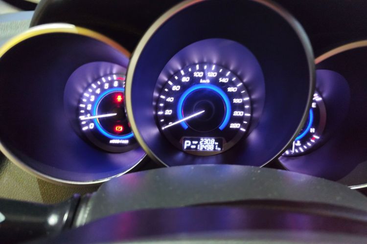 长安 逸动 2015款 1.6L 自动俊酷型 国V中控内饰14