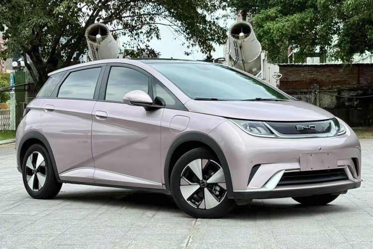 比亚迪 海豚 2023款 420km 时尚版车身外观3