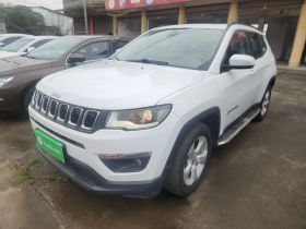 Jeep 指南者 2019款 220T 自动家享版