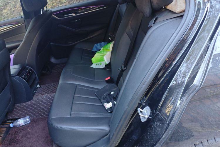 宝马5系 2018款 525Li M运动套装中控内饰21