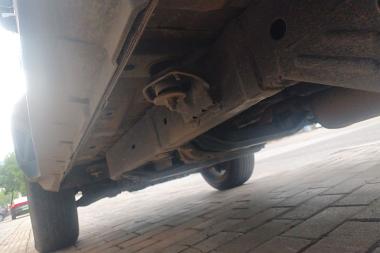 北京BJ40 2018款 2.0T 手动柴油四驱尊贵版局部细节9002