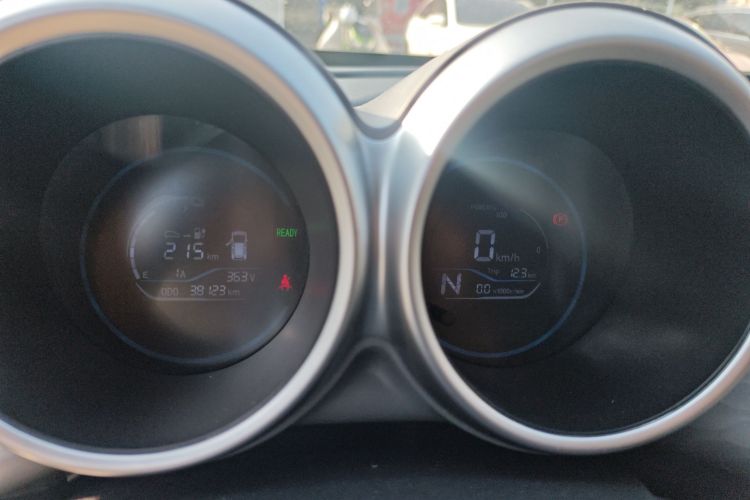 欧拉黑猫 2022款 301km 萌动型 磷酸铁锂中控内饰14