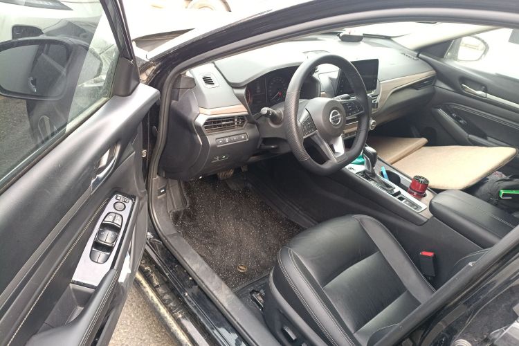 日产 天籁 2021款 2.0L XL 舒适版中控内饰20