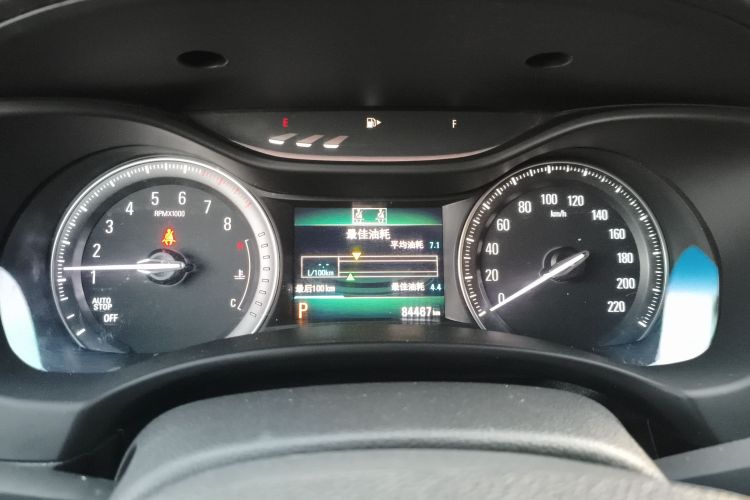 别克GL6 2019款 18T 6座互联尊贵型 国VI中控内饰14