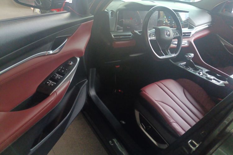 长安CS75 PLUS 2021款 1.5T 自动豪华型中控内饰7003