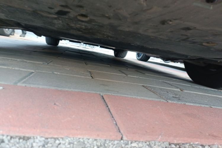 奥迪A4L 2011款 1.8 TFSI 舒适型局部细节9008