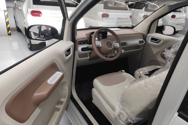 五菱汽车 宏光MINIEV 2024款 第三代 215km 青春版中控内饰7003