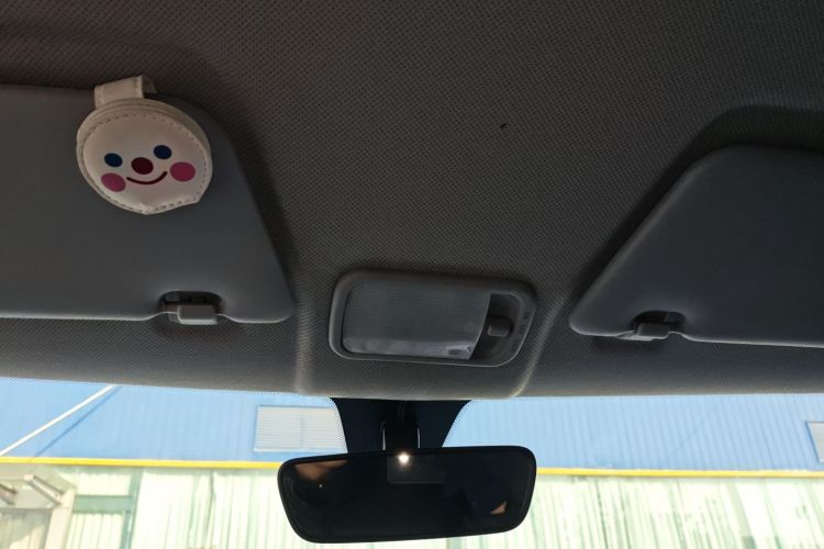 五菱汽车 宏光MINIEV 2022款 马卡龙时尚款 三元锂中控内饰22