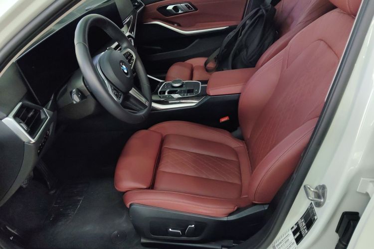 宝马3系 2024款 325Li M运动套装局部细节19