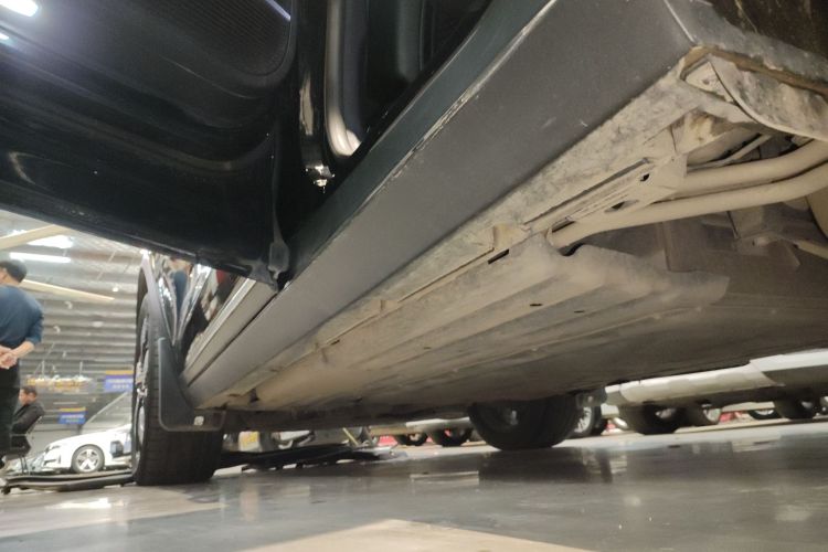 比亚迪 唐新能源 2023款 DM-i 冠军版 112KM 尊贵型局部细节9002