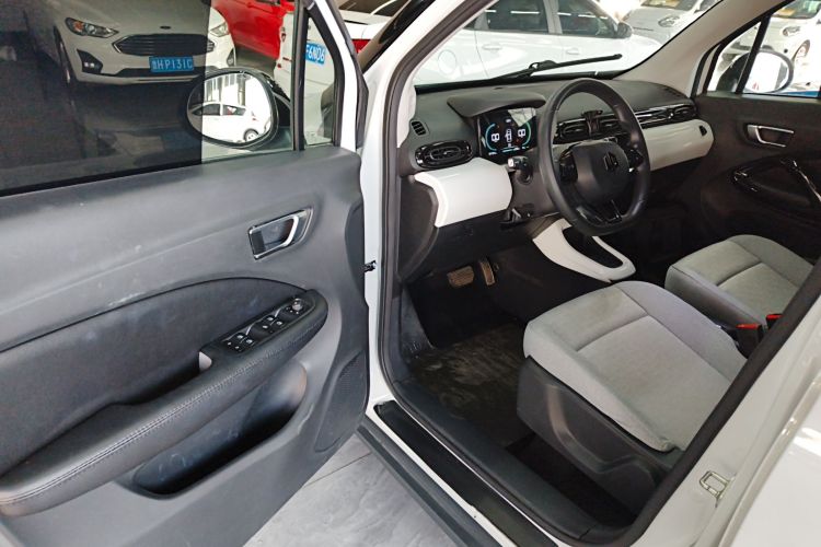 零跑汽车 零跑T03 2022款 玛瑙版中控内饰20