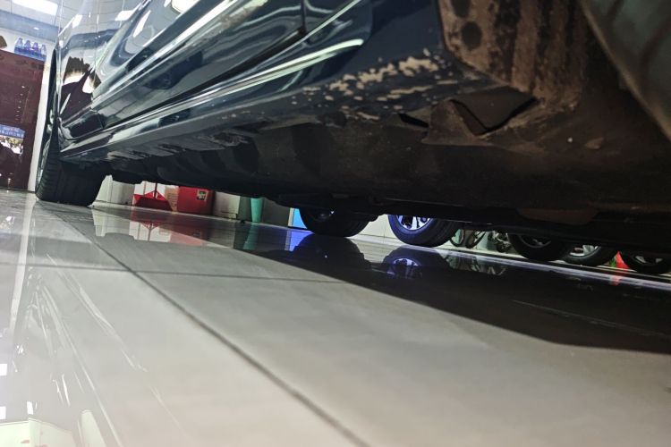 林肯大陆 2019款 2.0T 两驱尊耀版 国VI局部细节9001