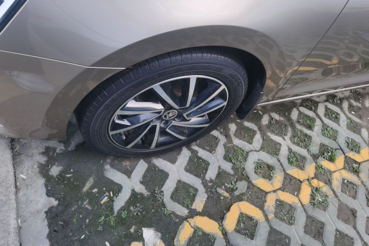 斯柯达 昕锐 2020款 1.5L 自动舒适版车身外观6007