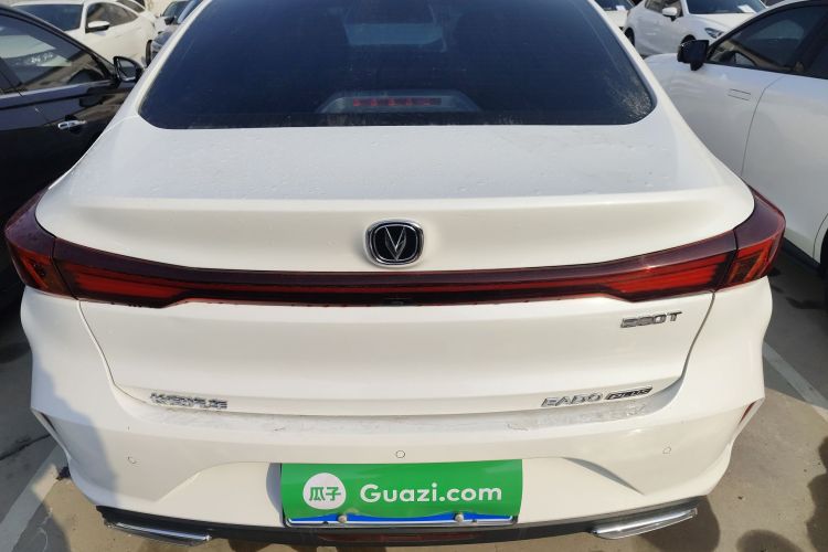 长安 逸动 2024款 PLUS 蓝鲸NE 1.4T GDI DCT高能版车身外观6