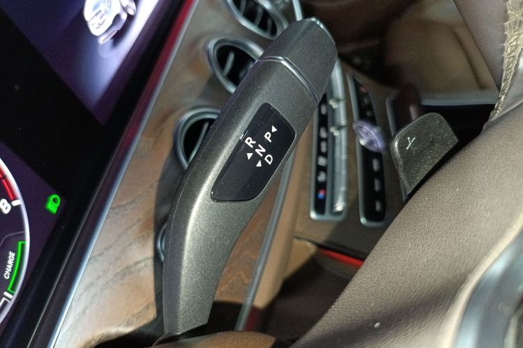 奔驰E级 2020款 改款 E 260 L局部细节18