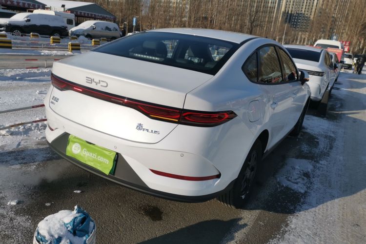 比亚迪 秦PLUS 2025款 DM-i 智驾版 55KM领先型车身外观7