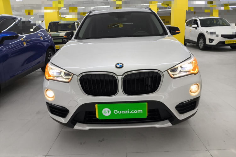 宝马X1 2018款 xDrive20Li 尊享型车身外观6001