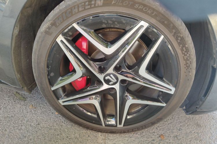 飞凡汽车 飞凡F7 2023款 性能Pro版车身外观10