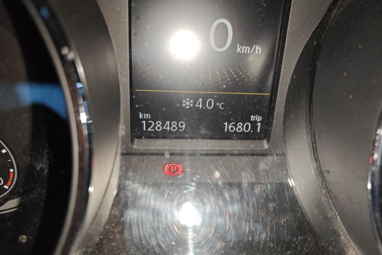 大众 途观L 2018款 330TSI 自动两驱豪华版中控内饰15