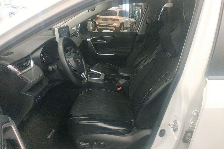 丰田 RAV4荣放 2020款 2.0L CVT两驱风尚版局部细节19