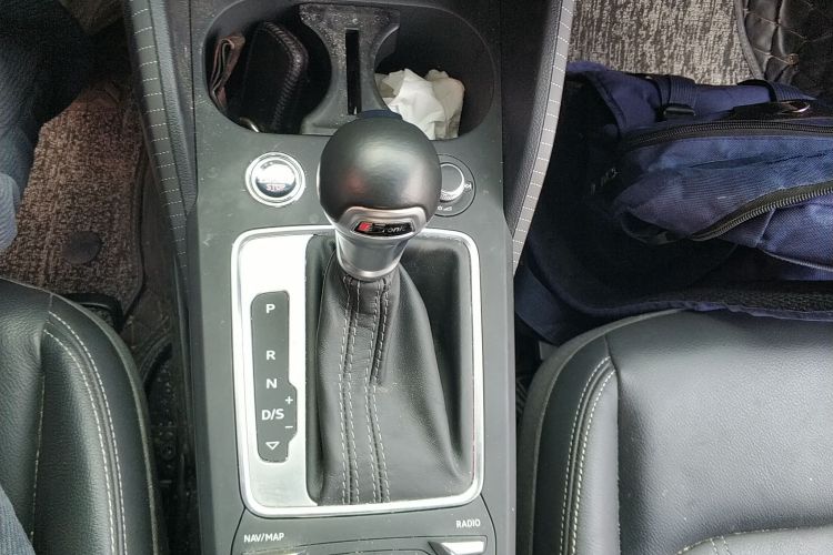 奥迪Q2L 2022款 35 TFSI 进取致雅型局部细节18