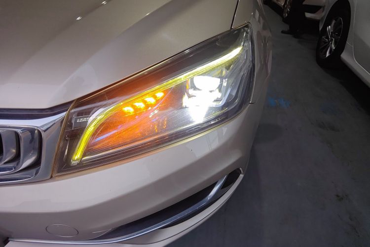 吉利汽车 帝豪 2019款 领军版 1.5L CVT向上互联型 国VI局部细节36