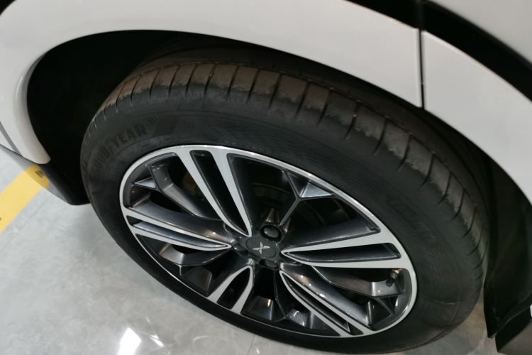 小鹏G6 2023款 755 超长续航 Pro车身外观6008