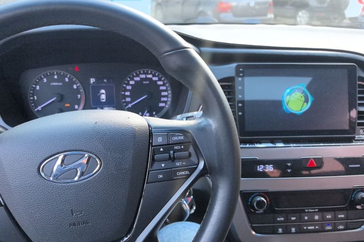 现代 索纳塔 2015款 1.6T GS时尚型中控内饰12