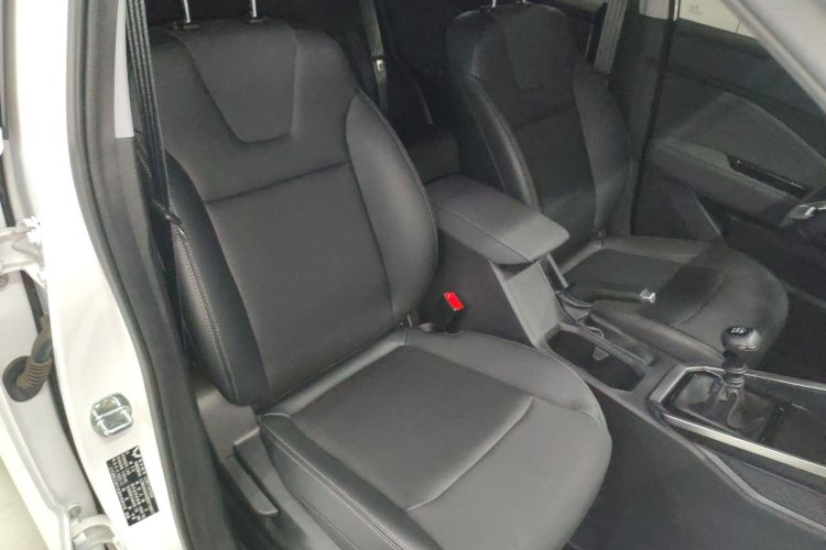 五菱汽车 五菱星驰 2022款 1.5L 手动自在型局部细节41