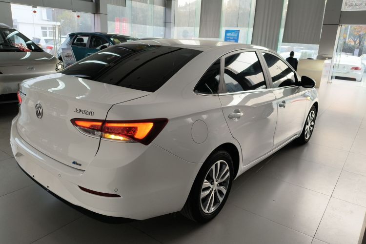 别克 英朗 2021款 改款 1.3T 自动轻混动精英型车身外观7