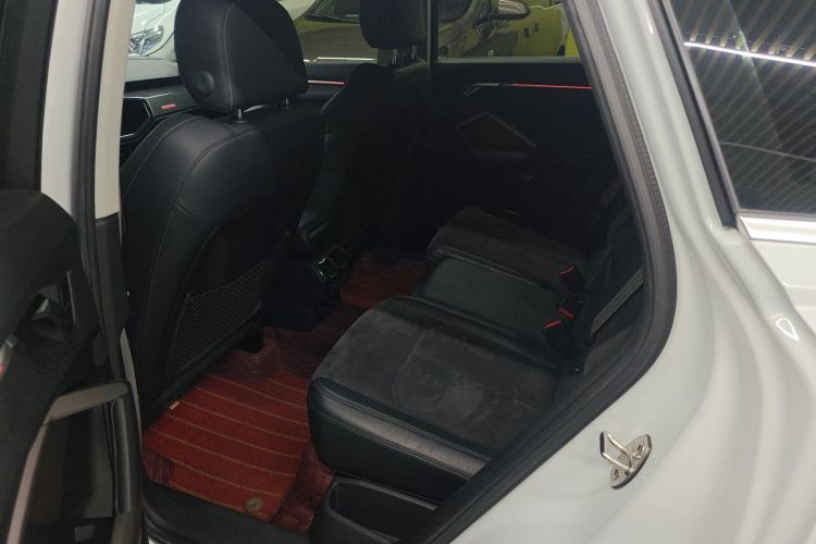 奥迪Q3 2020款 45 TFSI quattro 时尚动感型中控内饰21