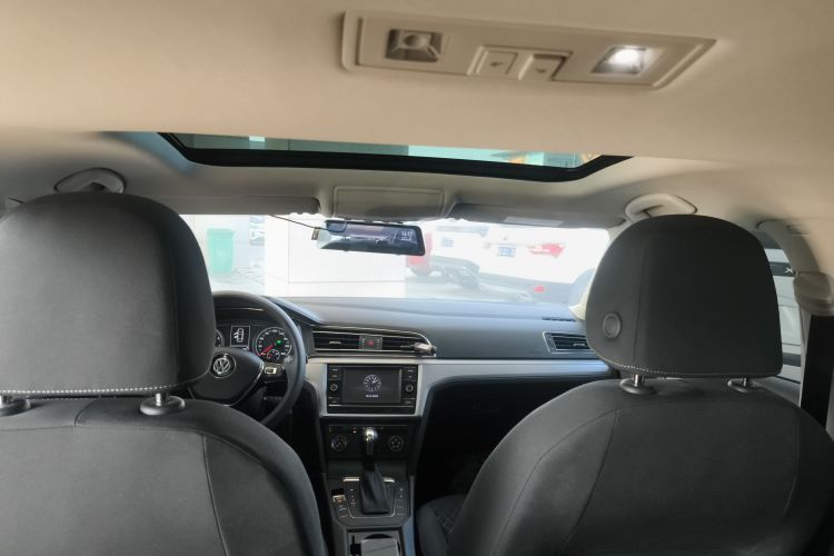 大众 凌渡 2019款 230TSI DSG风尚版 国V中控内饰22