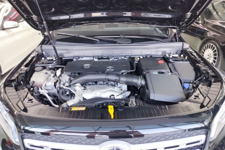 奔驰GLB 2023款 GLB 220 动感型局部细节24