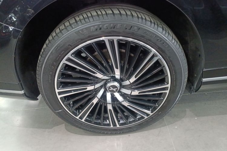 小鹏G9 2024款 702 Pro车身外观6008