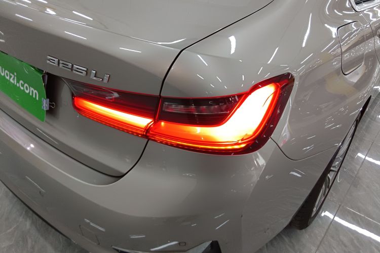 宝马3系 2020款 325Li 首发版车身外观9
