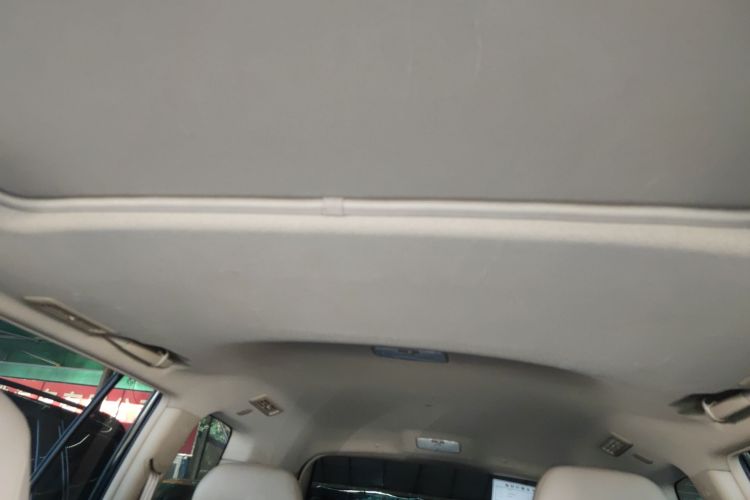 丰田 汉兰达 2012款 2.7L 两驱7座豪华版局部细节22