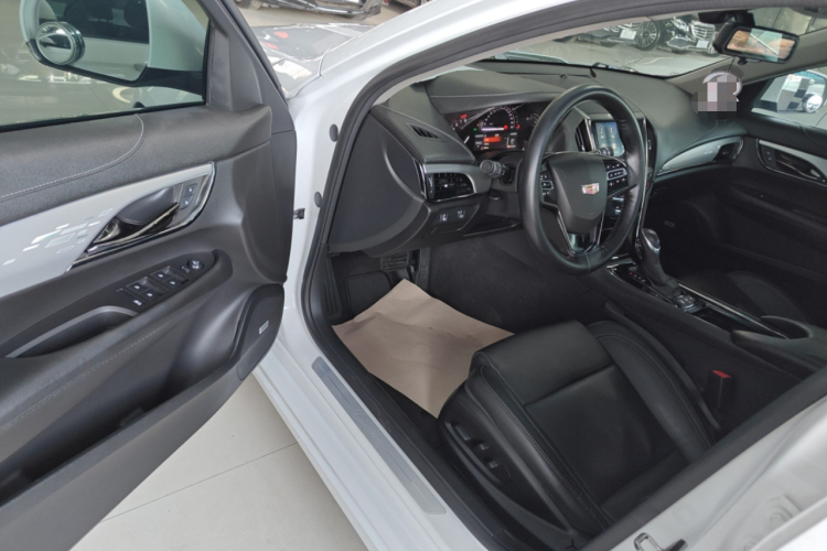 凯迪拉克ATS-L 2017款 28T 时尚型中控内饰20