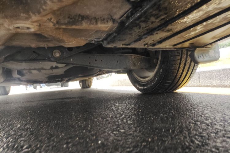 大众 帕萨特 2011款 2.0TSI DSG御尊版局部细节9002