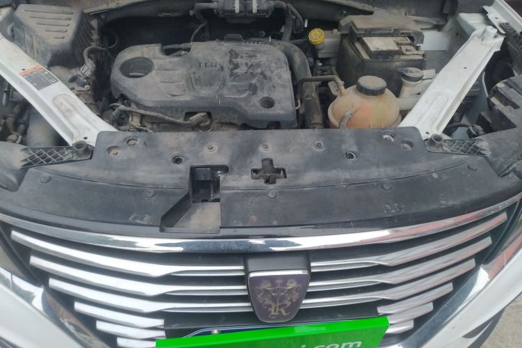 荣威RX5 2022款 330TGI 自动国潮版机舱底盘24