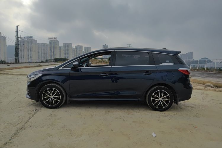 比亚迪 宋MAX 2018款 1.5T 自动智联尊享型 6座车身外观6003