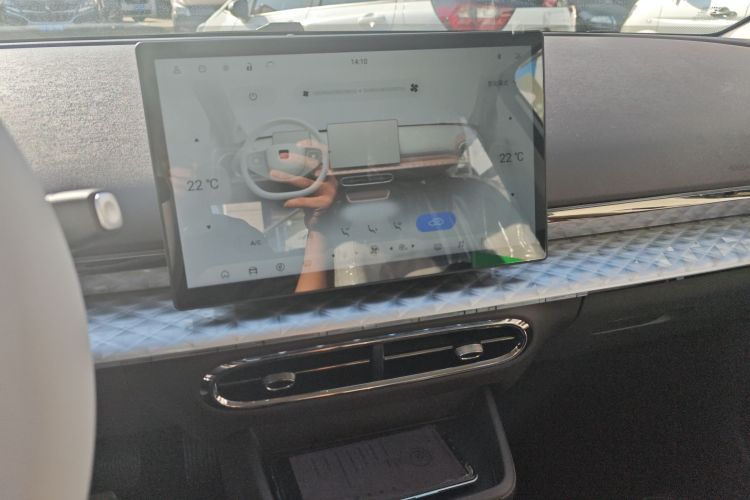 江淮钇为 钇为3 2024款 挚爱版 330km Air局部细节16