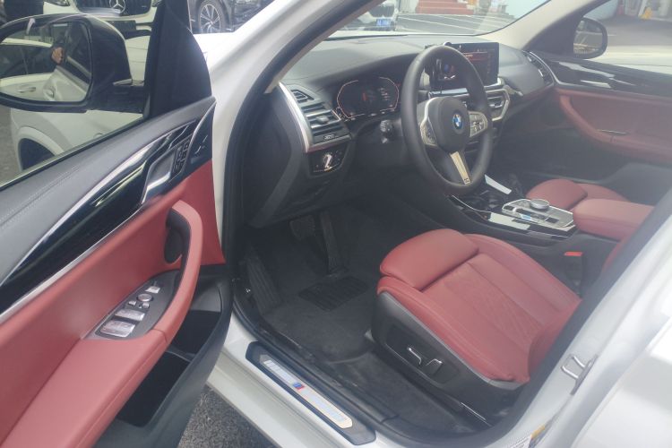 宝马iX3 2024款 领先型中控内饰20