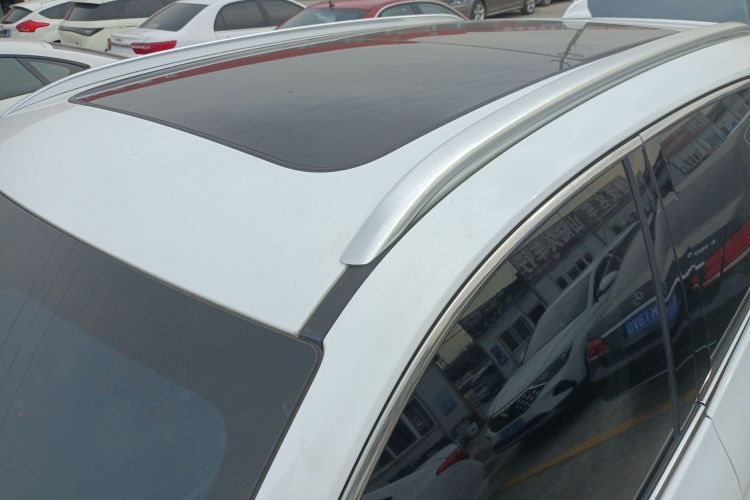 红旗HS5 2023款 2.0T 四驱旗享Pro版局部细节57