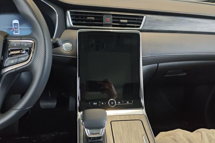 荣威RX5 2023款 PLUS 330TGI 自动领潮智惠版中控内饰16