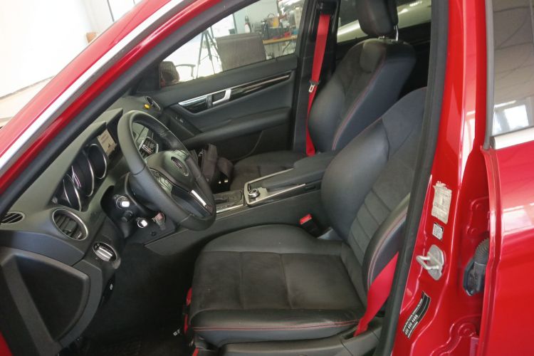 奔驰C级 2013款 C 300 运动型 Grand Edition中控内饰19