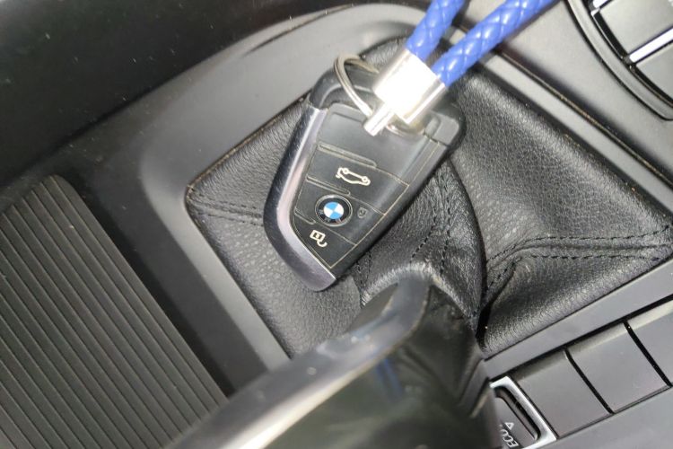 宝马X1 2021款 sDrive20Li 时尚型中控内饰11