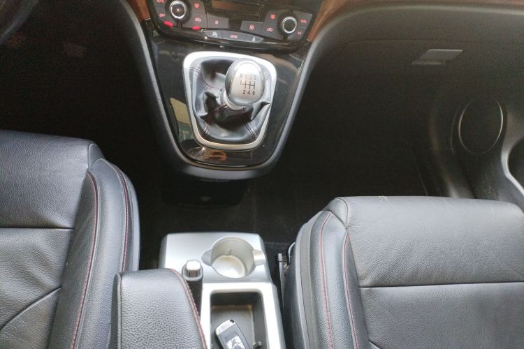 哈弗H6 2013款 运动版 1.5T 手动两驱精英型局部细节18